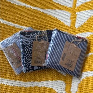 Set of Three Levi’s Zip Top Tote Bags